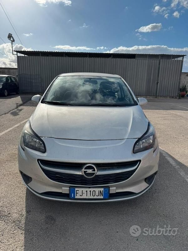 Grigio Usata 2017 Opel Corsa Due volumi | 6000 € (Buon prezzo) - Immagine 1/4