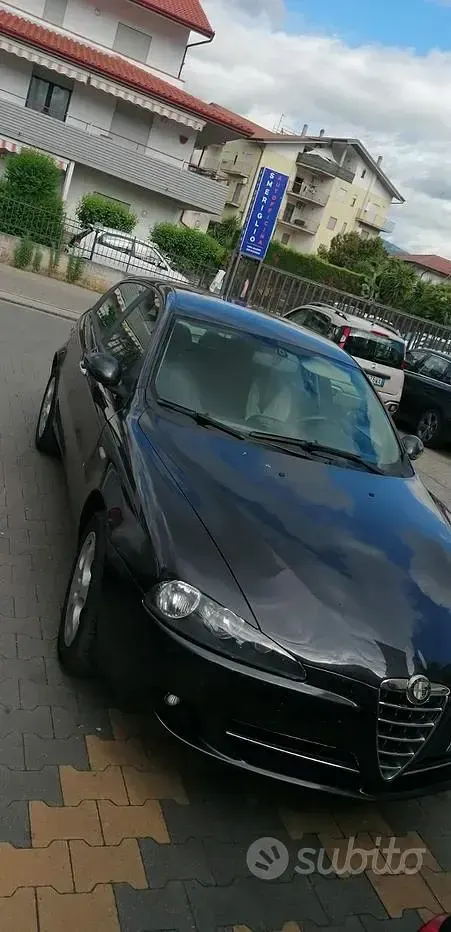 Usata Alfa Romeo 147 120 CV (88 kW) 2007 Utilitaria