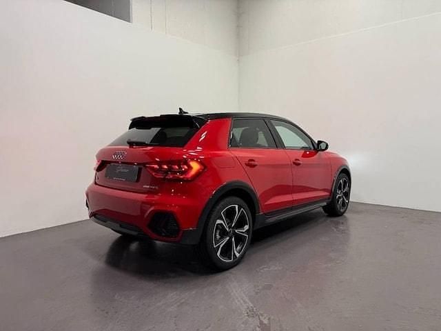 Nuova Audi A1 Ambiente 116 CV (85 kW) 2025 Rosso progressivo metallizzato Utilitaria