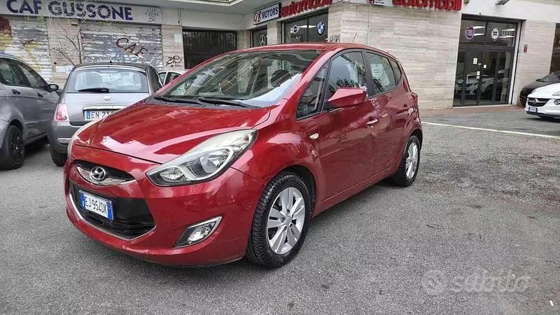 Usata Hyundai ix20 Comfort 90 CV (66 kW) 2011 Bordeaux Utilitaria