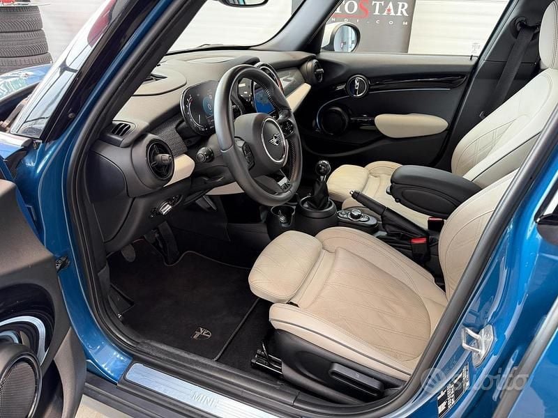 Usado Mini Cooper 136 CV (100 kW) 2021 Azul Utilitario