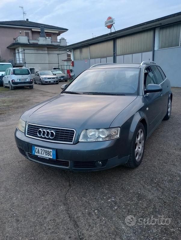 Usata Audi A4 154 CV (113 kW) 2002 Grigio Station wagon