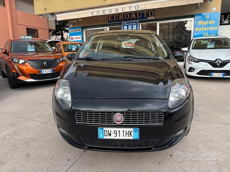 Usata Fiat Grande Punto Sport 69 CV (50 kW) 2009 Nero Utilitaria