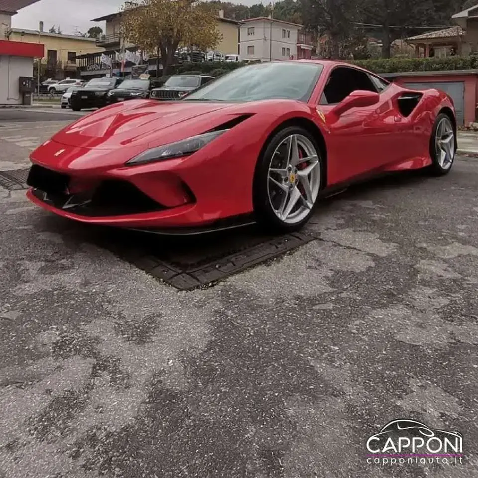 Usata Ferrari F8 719 CV (528 kW) 2021 Rosso Coupé