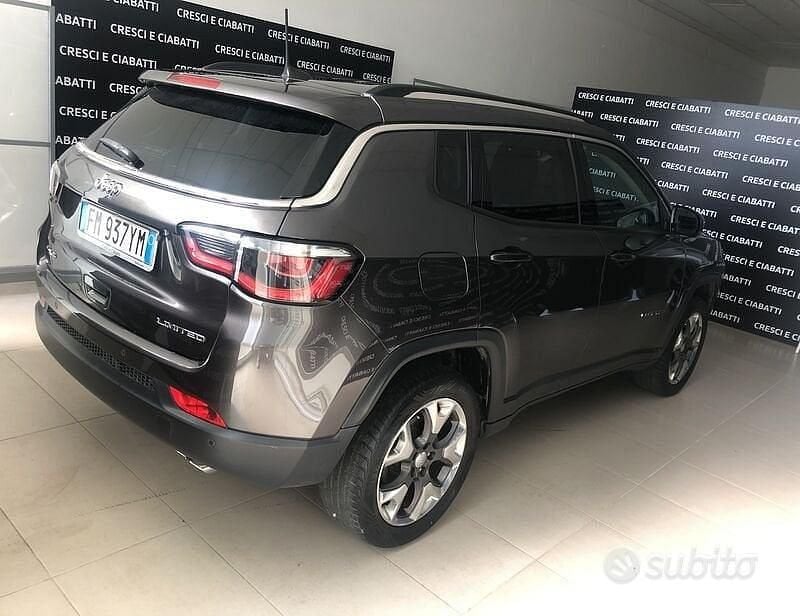 Usata Jeep Compass Limited 140 CV (102 kW) 2017 Grigio SUV