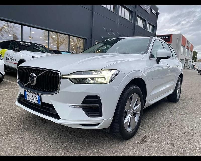 Usata Volvo XC60 Momentum 197 CV (144 kW) 2022 Bianco SUV