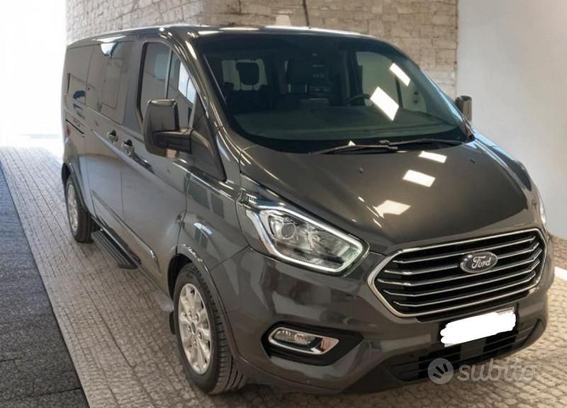 Usata Ford Tourneo Custom 170 CV (125 kW) 2023 Furgone