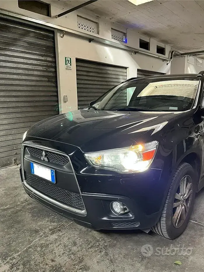 Usata Mitsubishi ASX Intense 117 CV (86 kW) 2012 Nero SUV