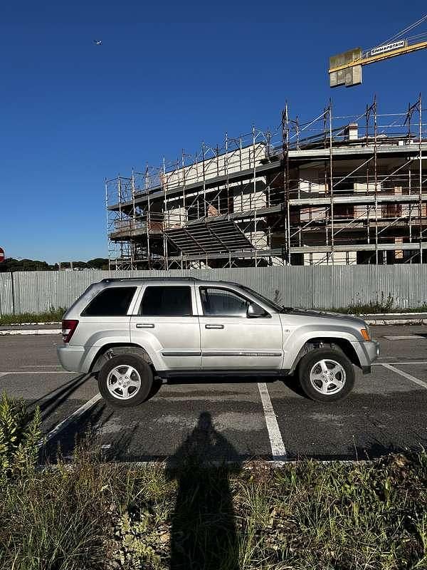 Usata 2006 Jeep Grand Cherokee Limited SUV | 4500 € (Buon prezzo) - Immagine 1/4
