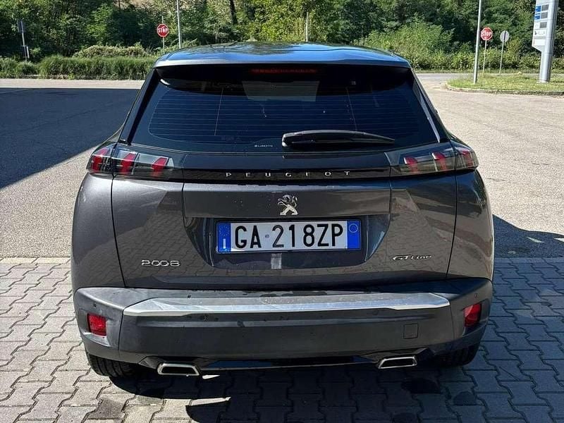 Usata Peugeot 2008 GT-line 131 CV (96 kW) 2020 Grigio SUV