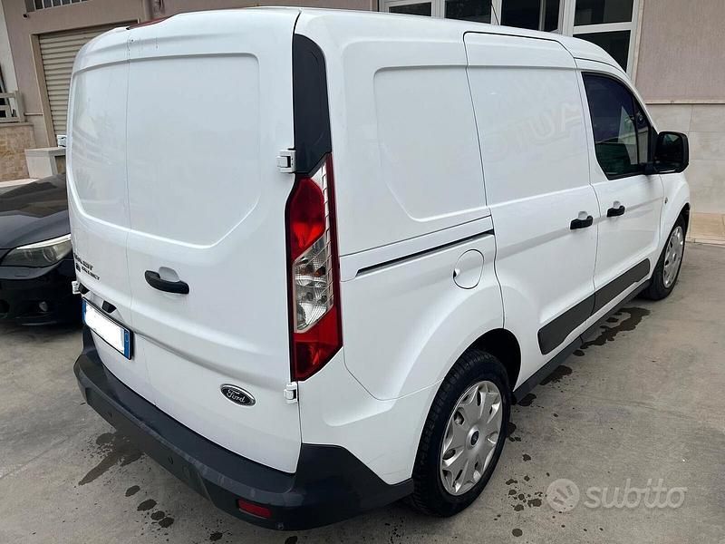 Usata Ford Transit Connect Trend 100 CV (73 kW) 2016 Bianco Monovolume