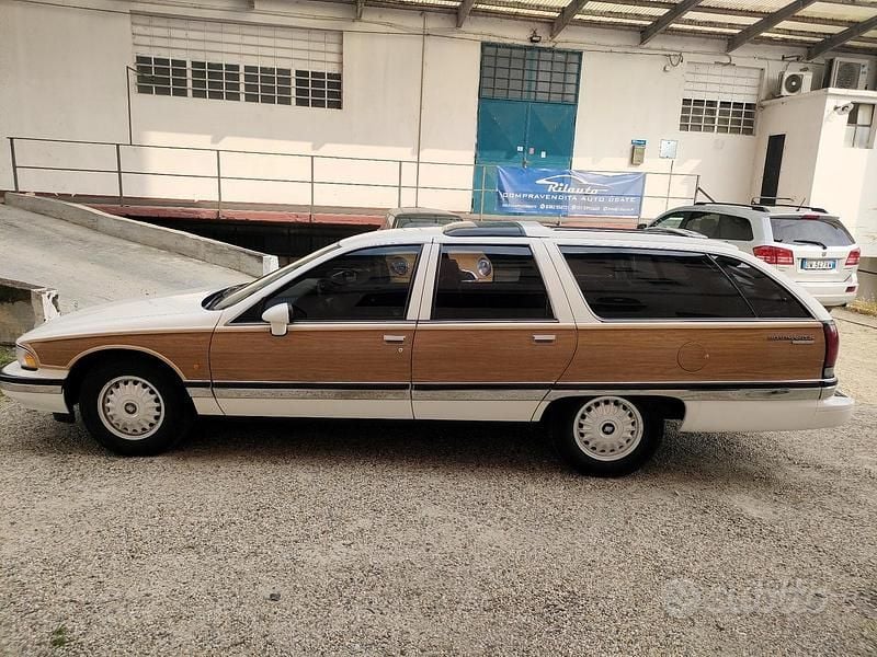Usata Buick Roadmaster 172 CV (126 kW) 1992 Bianco Station wagon