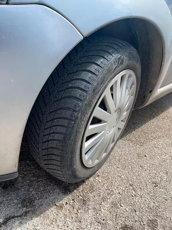 Usata Citroën C3 Exclusive 73 CV (53 kW) 2005 Berlina