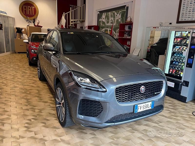 Usata Jaguar E-Pace R-Dynamic 241 CV (177 kW) 2019 Grigio SUV
