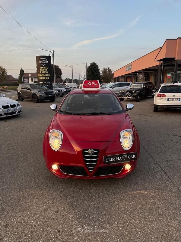 Usata Alfa Romeo MiTo 120 CV (88 kW) 2013 Rosso Utilitaria