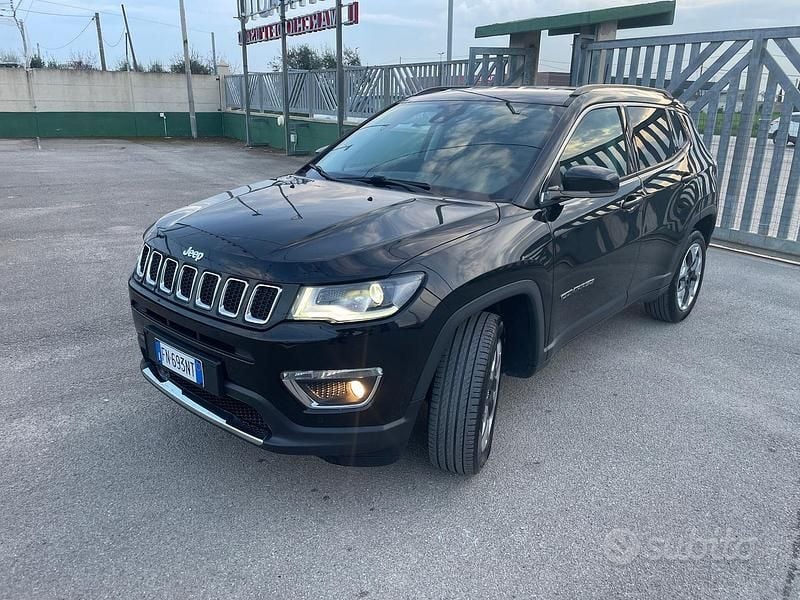Usata Jeep Compass Limited 140 CV (102 kW) 2018 Nero SUV