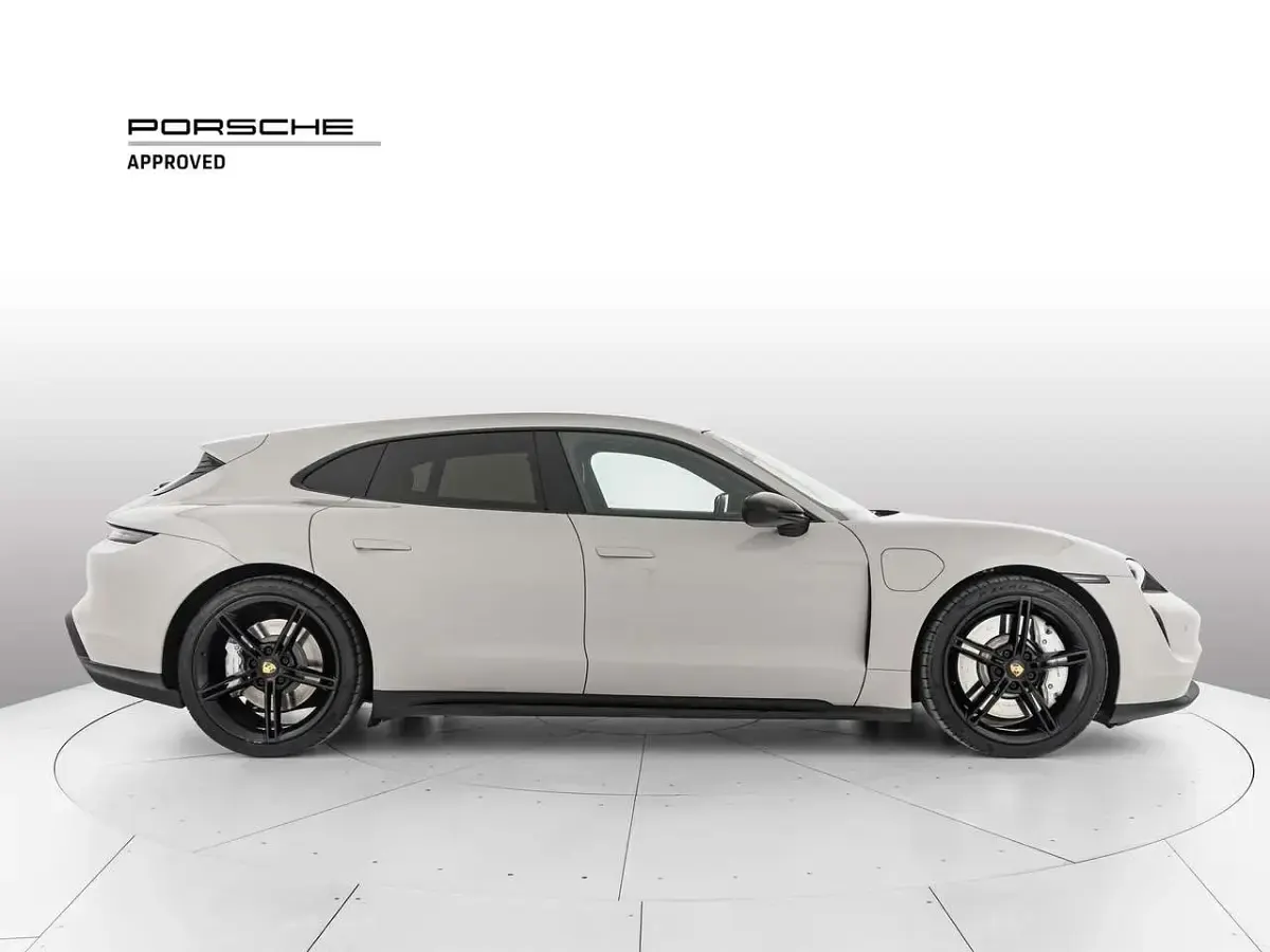 Usata Porsche Taycan Sport Turismo 119 kW (163 CV) 2022 3h gesso Berlina