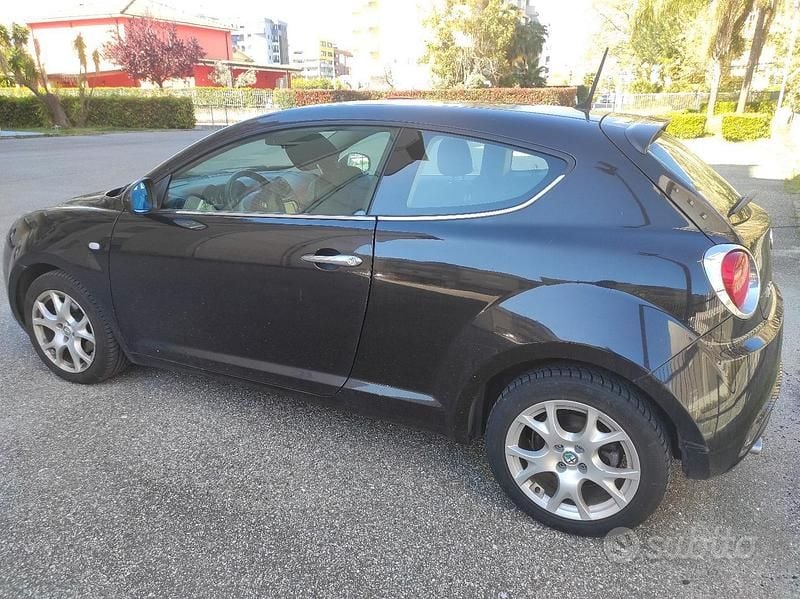 Usata Alfa Romeo MiTo 85 CV (62 kW) 2015 Nero Utilitaria