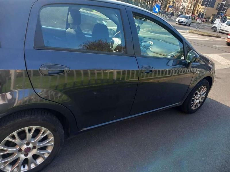 Usata Fiat Punto Evo Emotion 95 CV (69 kW) 2012 Utilitaria
