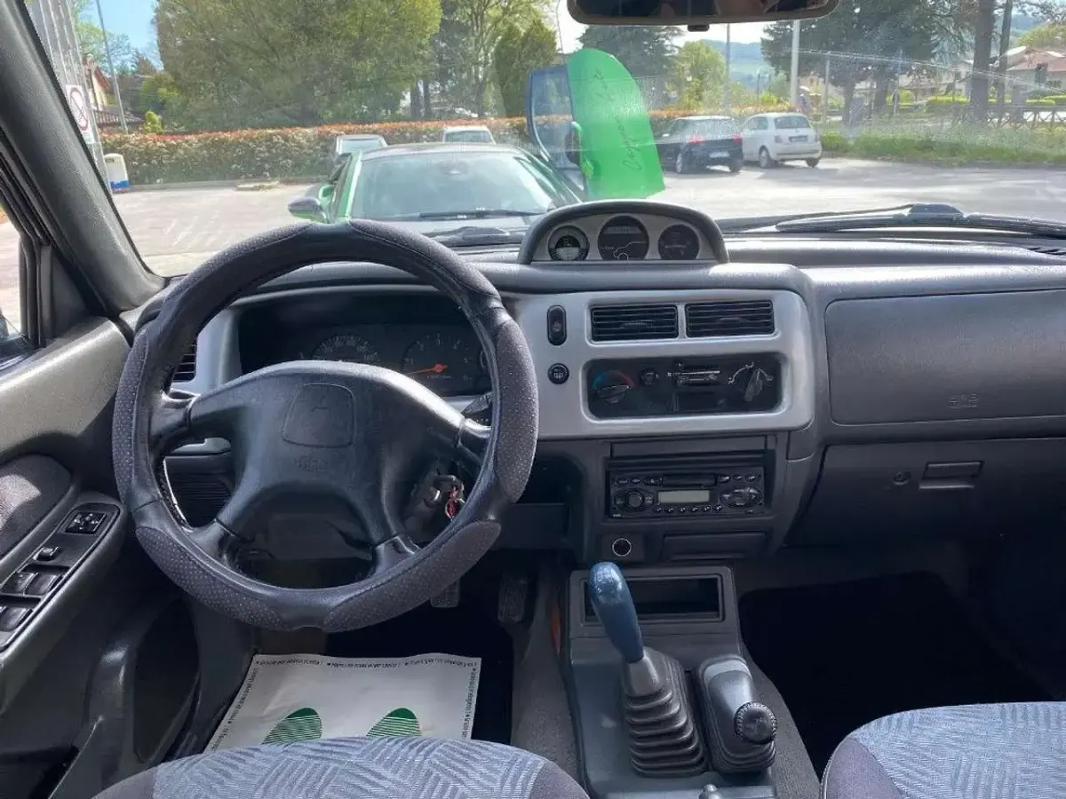 Usata Mitsubishi L200 101 CV (74 kW) 2001 Blu Pick-up