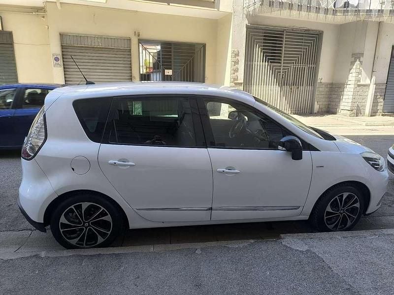 Usata Renault Scénic III 131 CV (96 kW) 2014 Monovolume