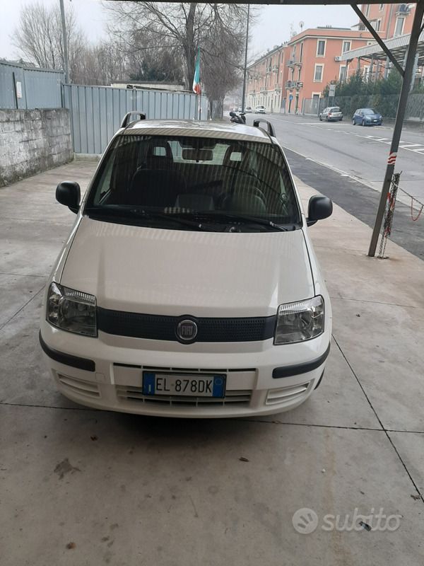 Bianco Usata 2012 Fiat Panda Due volumi | 7000 € (Buon prezzo) - Immagine 1/4