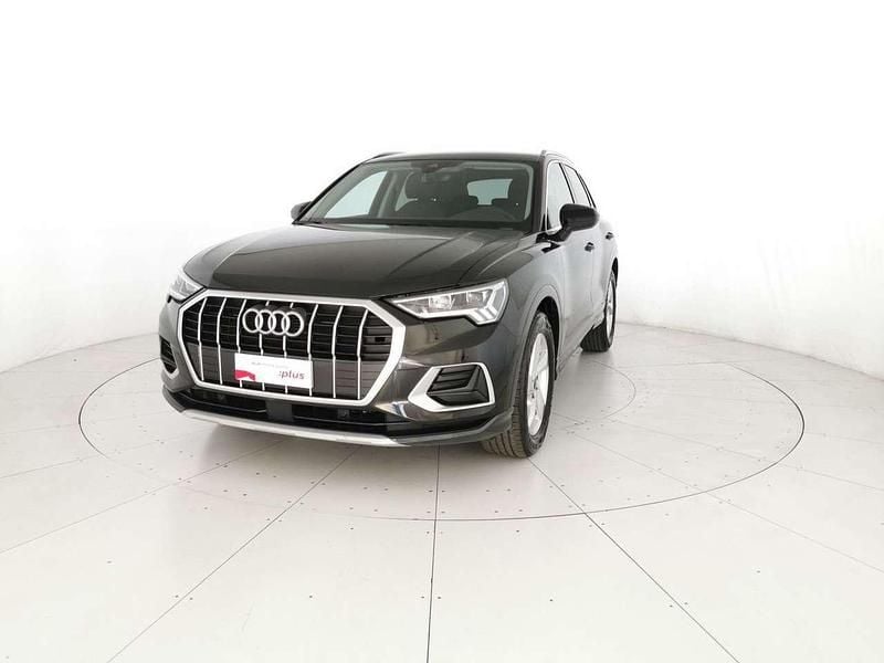 Nero mythos metallizzato Usata 2024 Audi Q3 Advanced Plus SUV | 37.500 € (Super prezzo) - Immagine 1/4