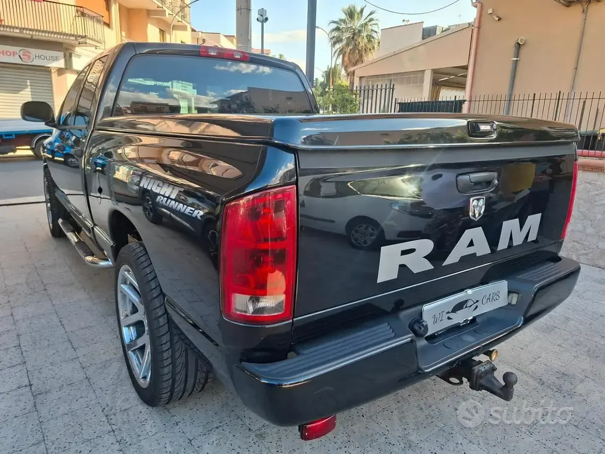 Usata Dodge Ram 345 CV (253 kW) 2006 Nero Pick-up