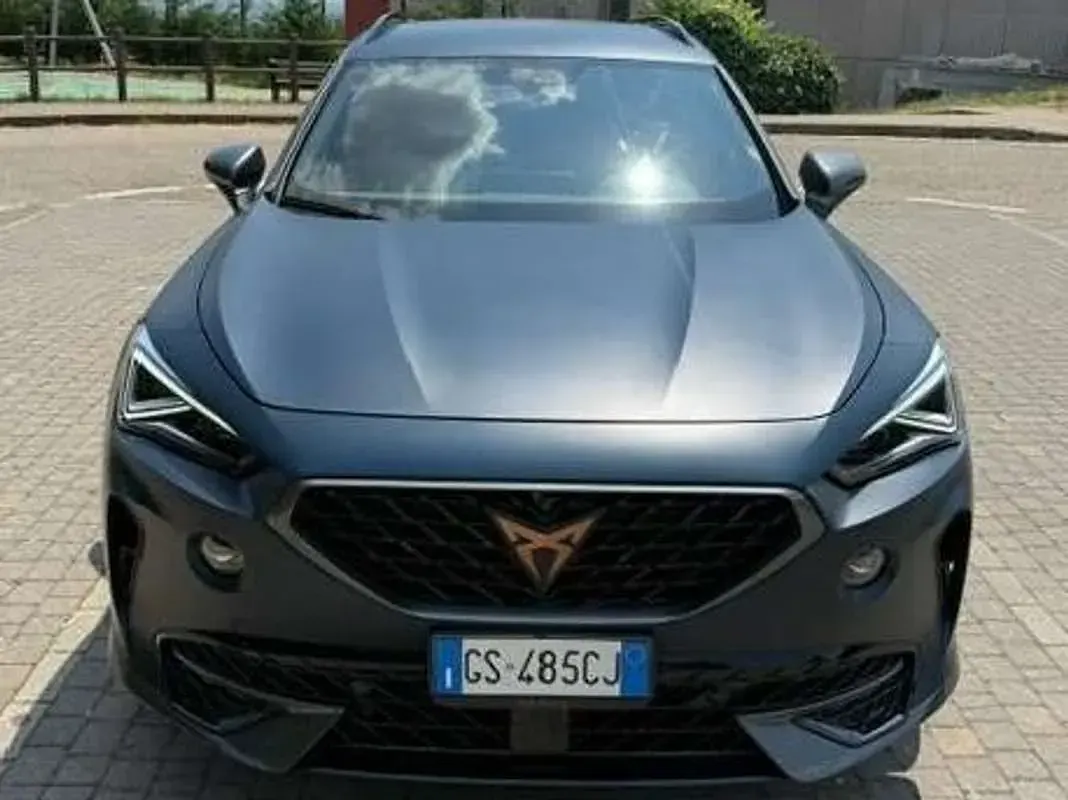 Usata Cupra Formentor 190 CV (139 kW) 2024 Blu/azzurro SUV