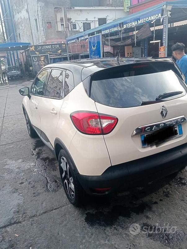 Usata Renault Captur 90 CV (66 kW) 2015 SUV