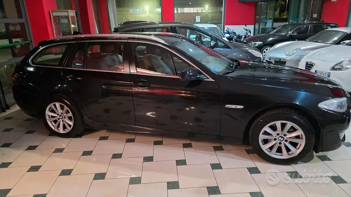 Usata BMW 520 M Sport 184 CV (135 kW) 2012 Nero Station wagon