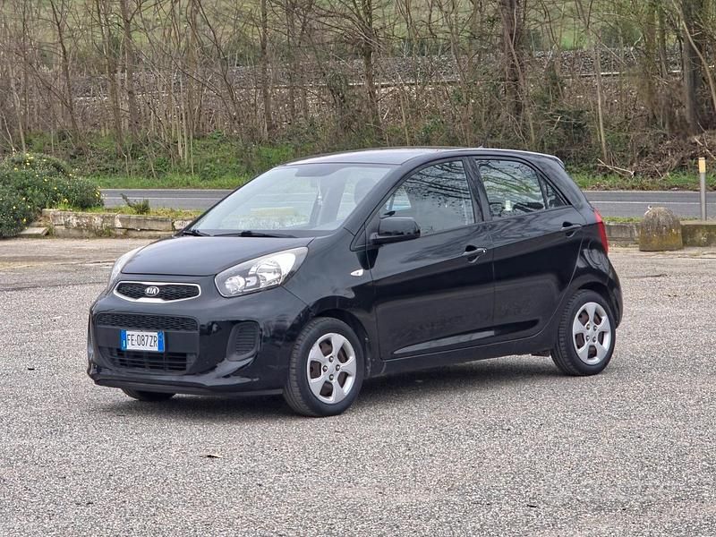 Usata Kia Picanto 66 CV (48 kW) 2016 Nero Utilitaria
