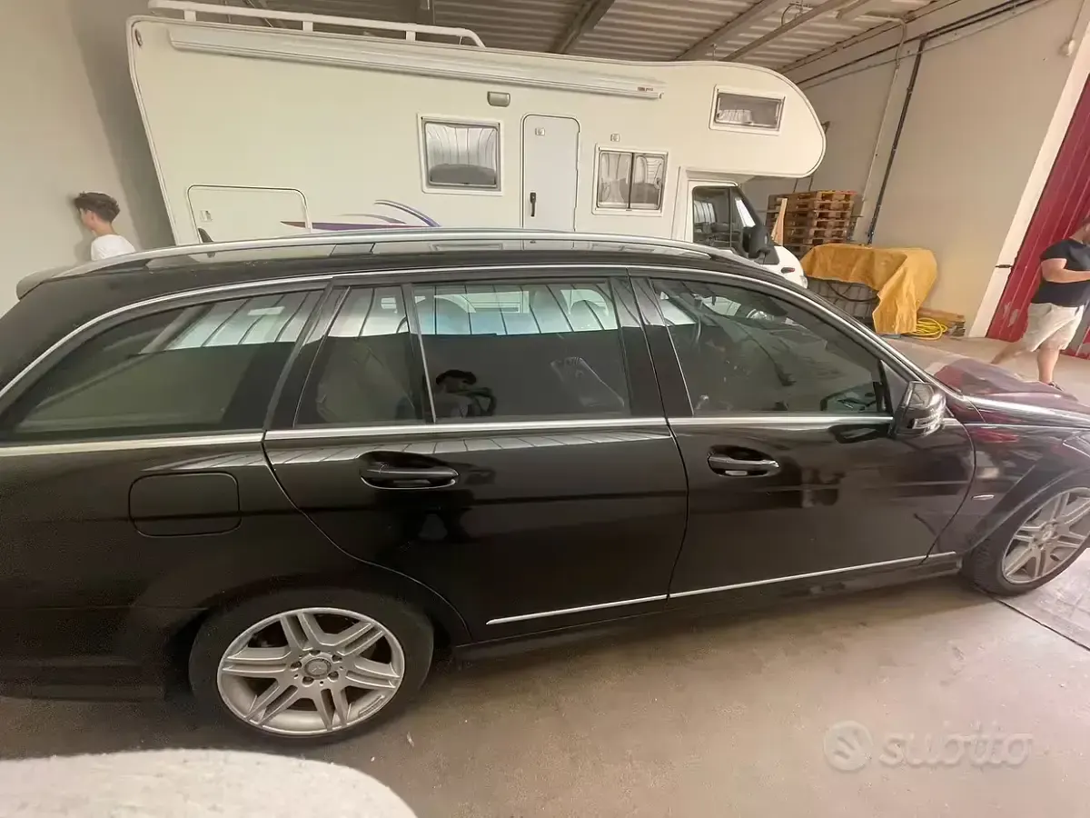 Usata Mercedes C250 AMG 204 CV (150 kW) 2011 Nero Station wagon