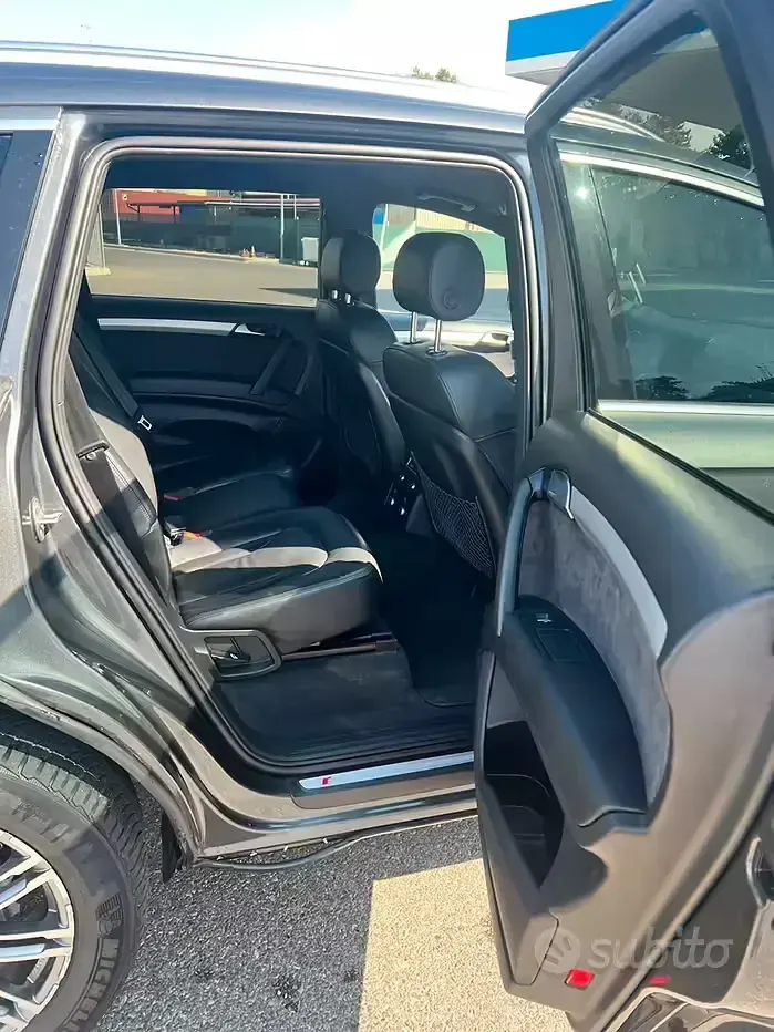 Usata Audi Q7 S-Line 245 CV (180 kW) 2014 Grigio SUV