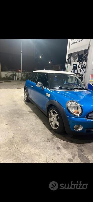 Usata Mini Cooper Chili 120 CV (88 kW) 2006 Blu Utilitaria