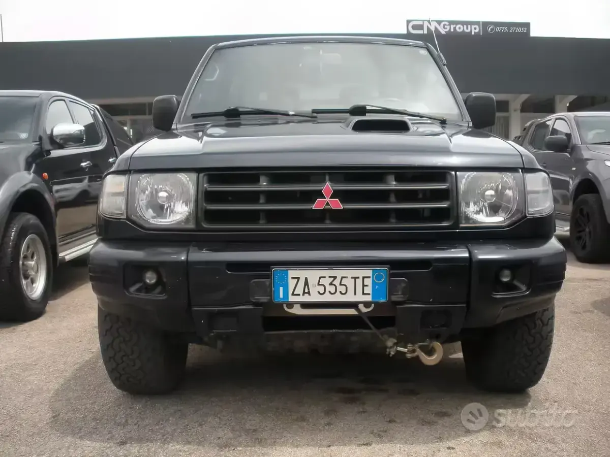 Usata Mitsubishi Pajero 116 CV (85 kW) 2004 Blu SUV