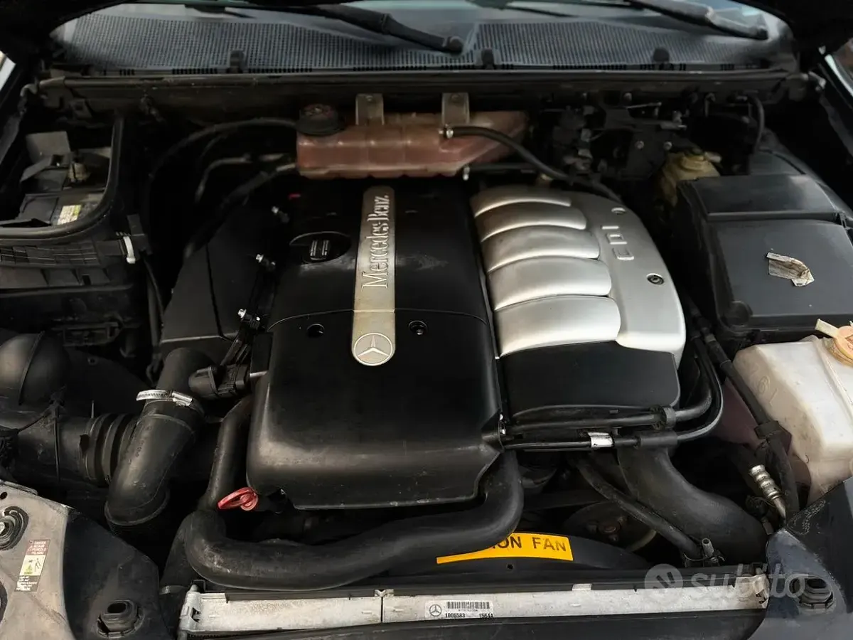 Usata Mercedes ML270 163 CV (119 kW) 2003 Nero SUV