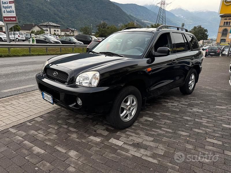 Usata Hyundai Santa Fe 145 CV (106 kW) 2004 Nero SUV