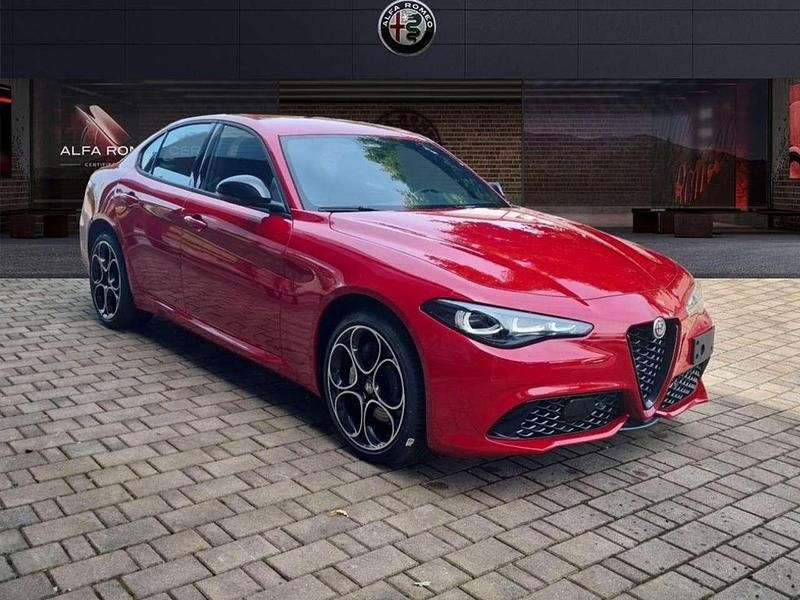 Nuova Alfa Romeo Giulia Sprint 280 CV (205 kW) 2025 Rosso Berlina