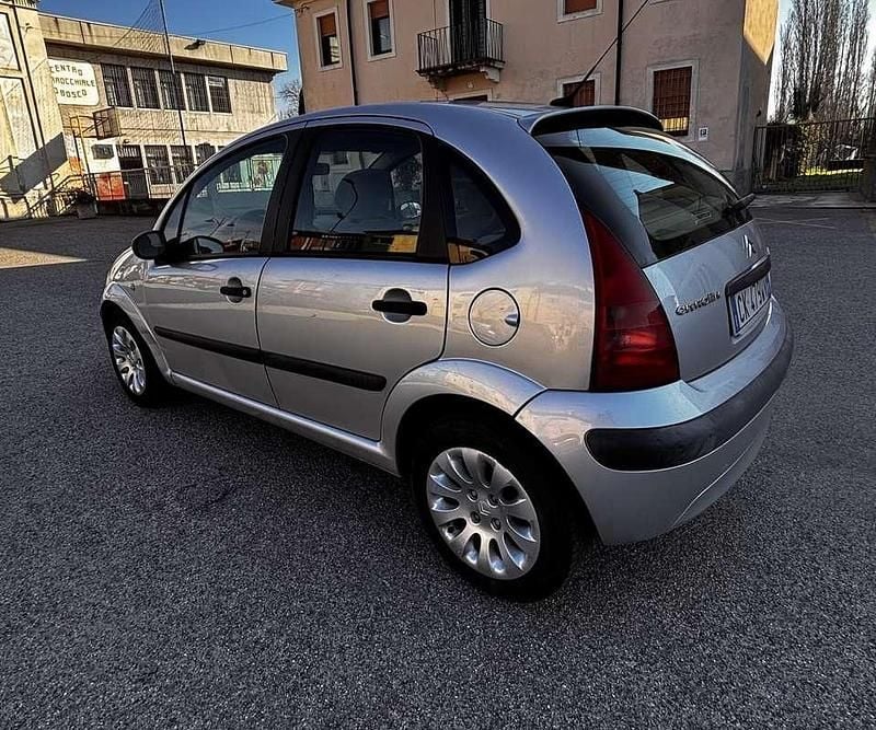 Usata Citroën C3 68 CV (50 kW) 2004 Argento Berlina