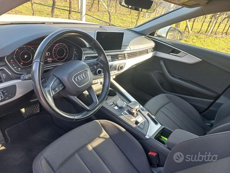Usata Audi A4 Ambiente 150 CV (110 kW) 2019 Bianco Station wagon