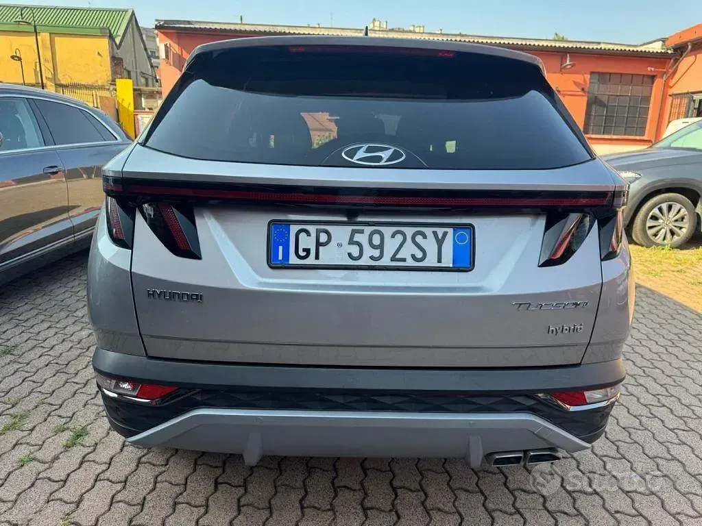 Usata Hyundai Tucson 179 CV (131 kW) 2023 Grigio SUV