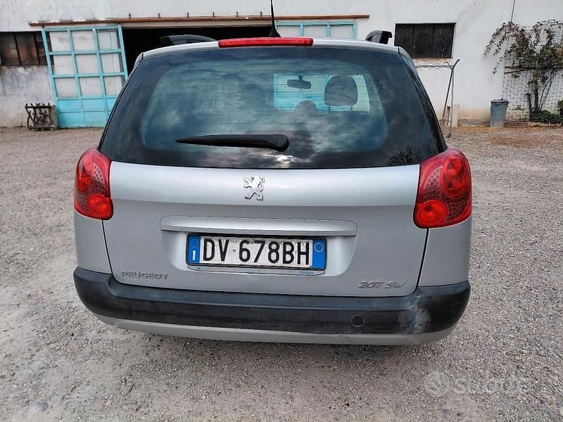 Usata Peugeot 207 95 CV (69 kW) 2009 Grigio Station wagon