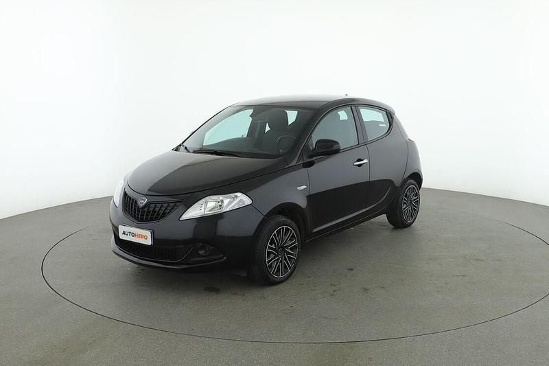 Usata Lancia Ypsilon Silver 69 CV (50 kW) 2023 Nero Utilitaria