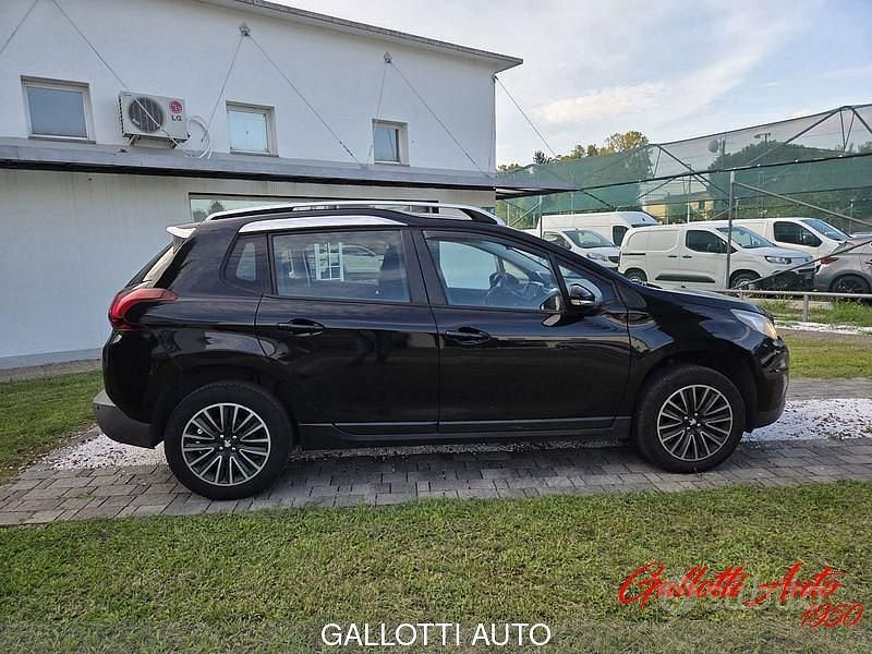 Usata Peugeot 2008 Access 82 CV (60 kW) 2017 Nero SUV