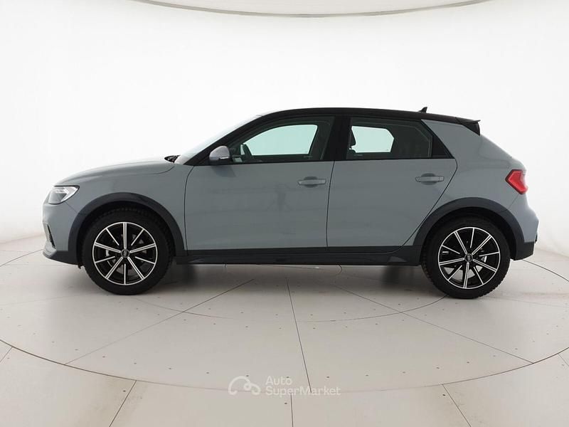 Usata Audi A1 Admired 110 CV (80 kW) 2023 Gray SUV