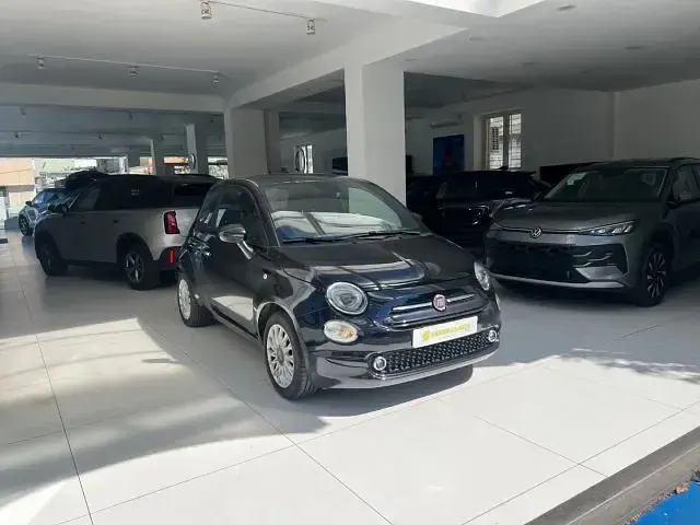 Usata Fiat 500 Lounge 69 CV (50 kW) 2020 Nero metallizzato Utilitaria