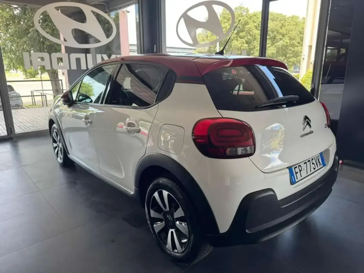 Usata Citroën C3 Shine 102 CV (75 kW) 2018 Bianco Utilitaria