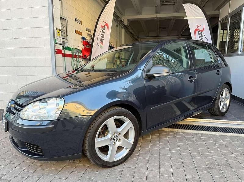 Usata VW Golf V 105 CV (77 kW) 2007 Blu/azzurro Berlina