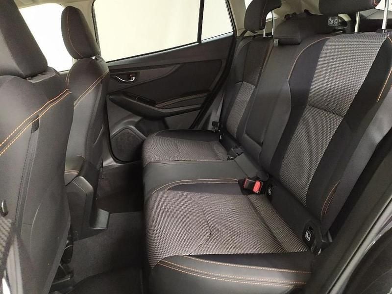 Usata Subaru XV Style 114 CV (83 kW) 2020 Grigio SUV